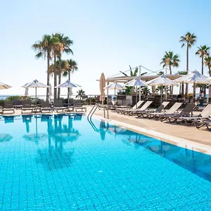 leonardo-crystal-cove-hotel-spa-by-the-sea.protaras-cy-hotels.com/